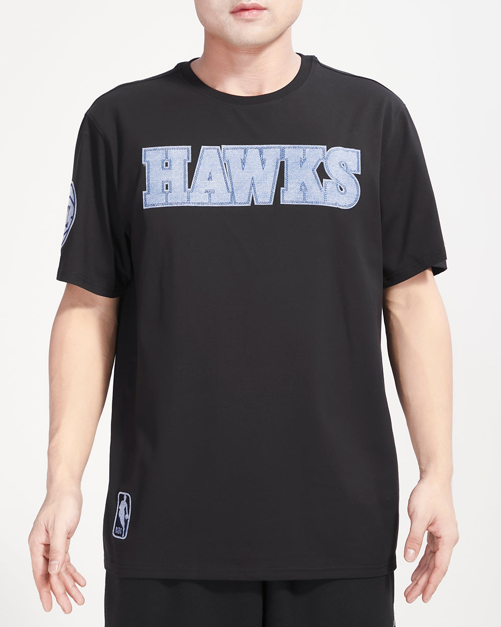 PLAYERA NBA ATLANTA HAWKS VARSITY BLUES