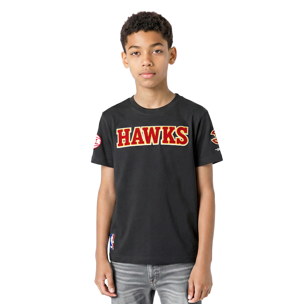 PLAYERA NBA ATLANTA HAWKS CLASSIC CHENILLE PARA NIÑO