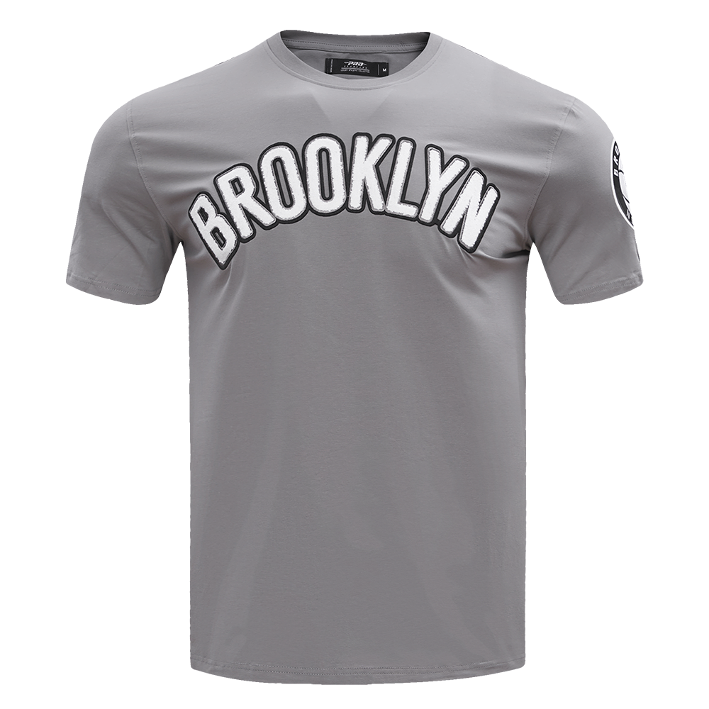 PLAYERA NBA BROOKLYN NETS CLASSIC CHENILLE