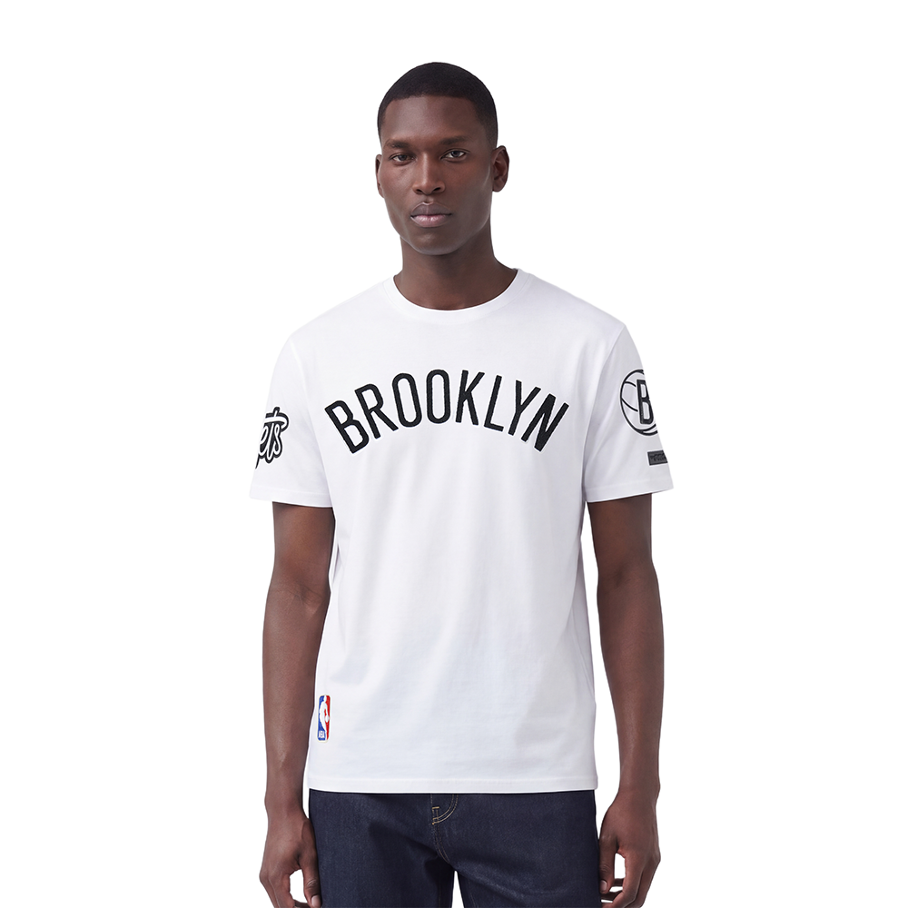 BBN151534-WHT-MODEL-1