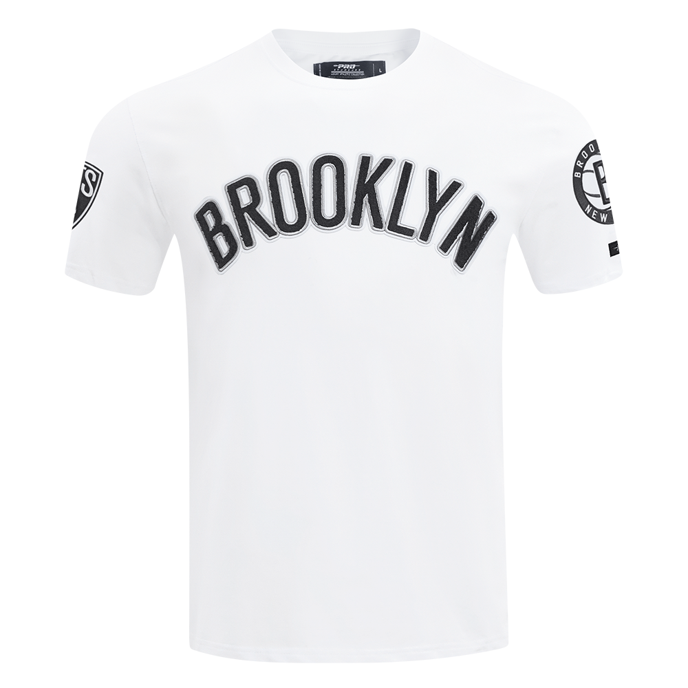 PLAYERA NBA BROOKLYN NETS CLASSIC CHENILLE