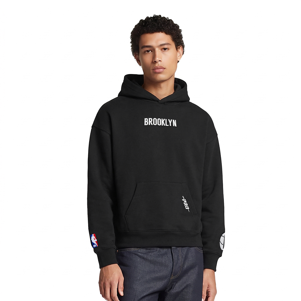 BBN5515740-BLK-MODEL-1