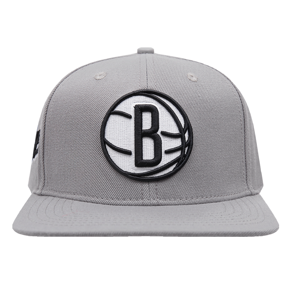GORRA SNAPBACK NBA BROOKLYN NETS SCRIPT TAIL