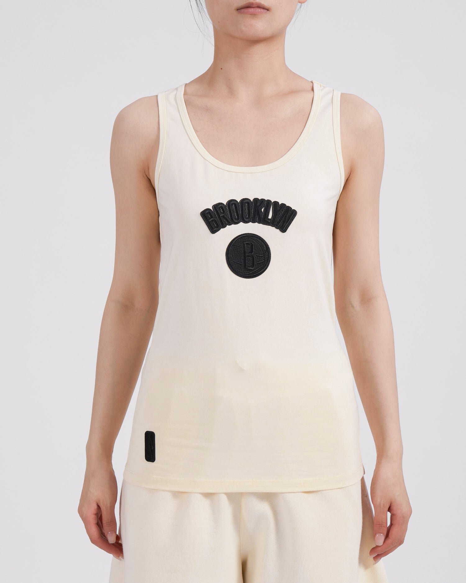 PLAYERA DE TIRANTES NBA BROOKLYN NETS PARA MUJER