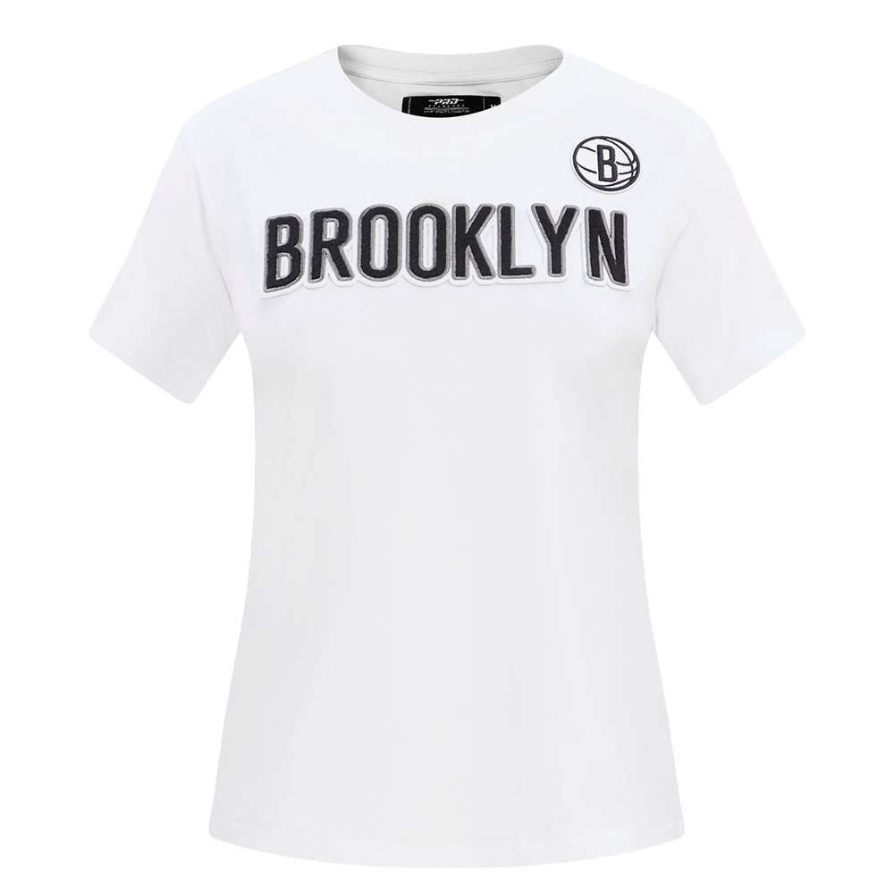 PLAYERA NBA BROOKLYN NETS CLASSIC ESSENTIALS PARA MUJER
