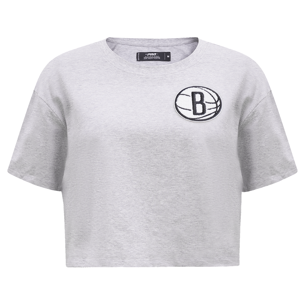PLAYERA CROP NBA BROOKLYN NETS CLASSIC ESSENTIALS PARA MUJER