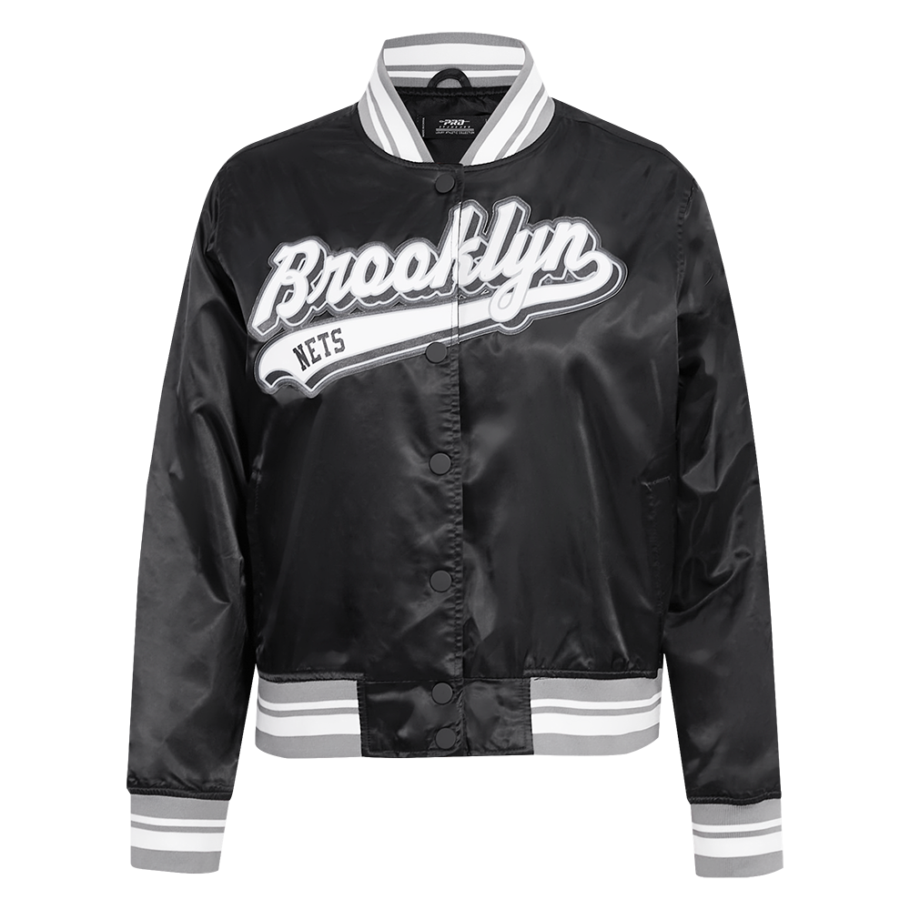 CHAMARRA DE SATÍN NBA BROOKLYN NETS SCRIPT TAIL PARA MUJER