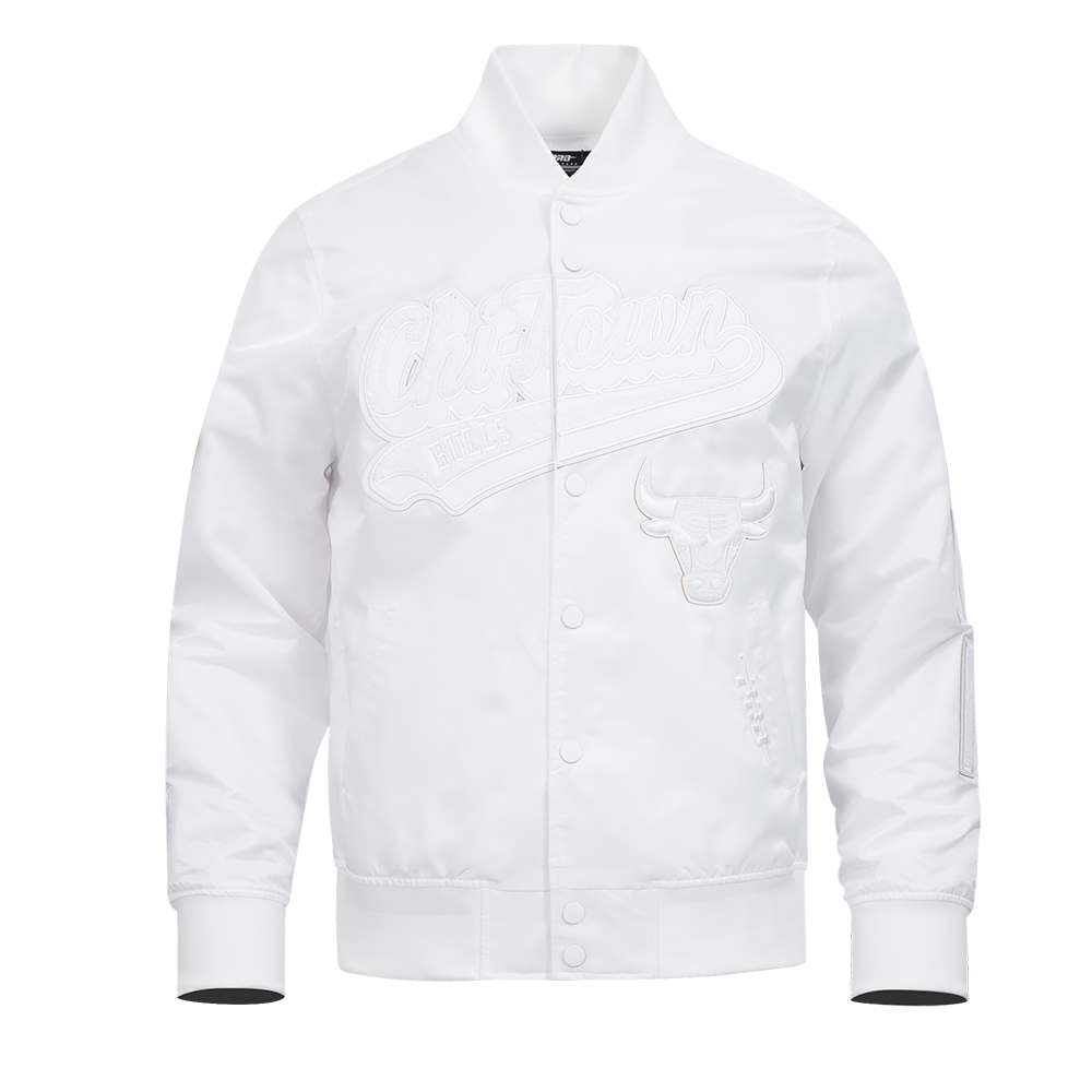 CHAMARRA DE SATÍN NBA CHICAGO BULLS WHITE OUT