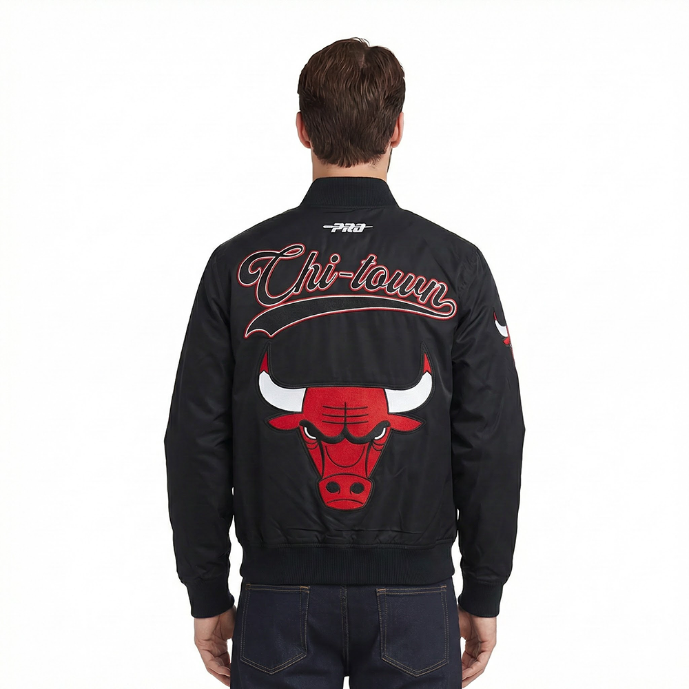CHAMARRA NBA CHICAGO BULLS LIVING LARGE