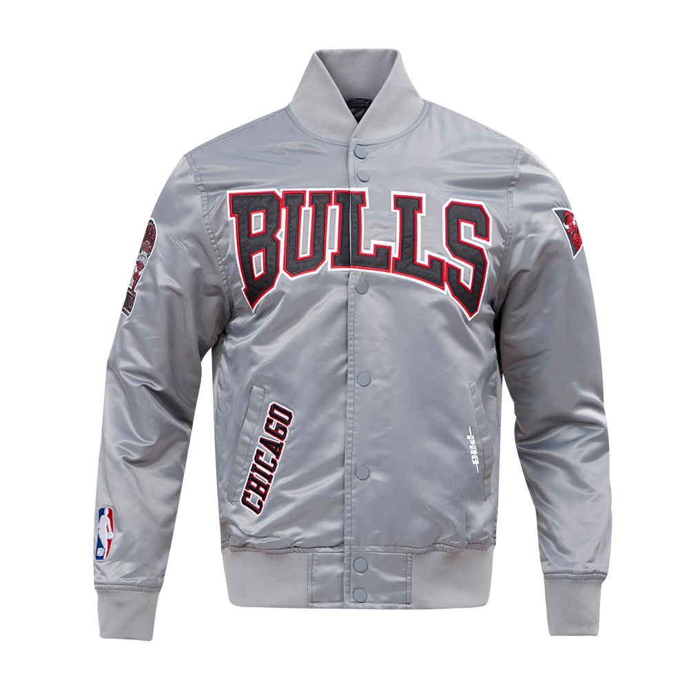 CHAMARRA DE SATÍN NBA CHICAGO BULLS CREST EMBLEM