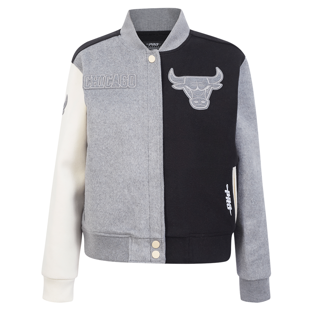 CHAMARRA UNIVERSITARIA NBA CHICAGO BULLS REVERSE FRENCH TERRY PARA MUJER