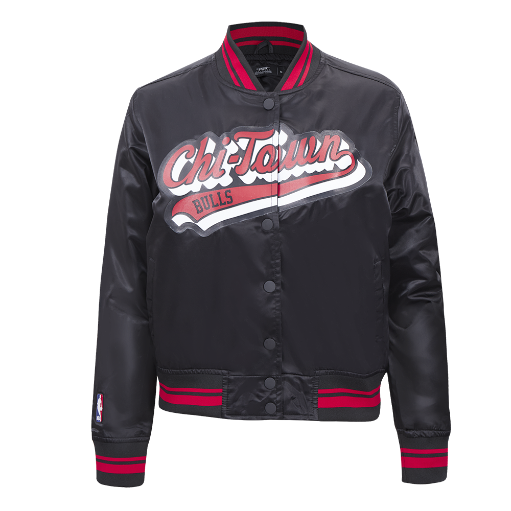 CHAMARRA DE SATÉN NBA CHICAGO BULLS SCRIPT TAIL PARA MUJER