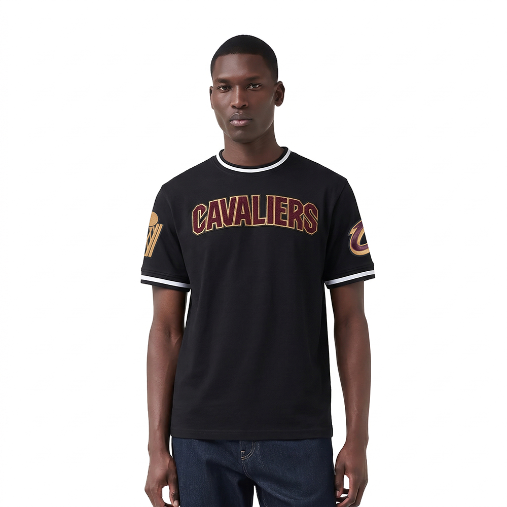 BCC158884-BLK-MODEL-1