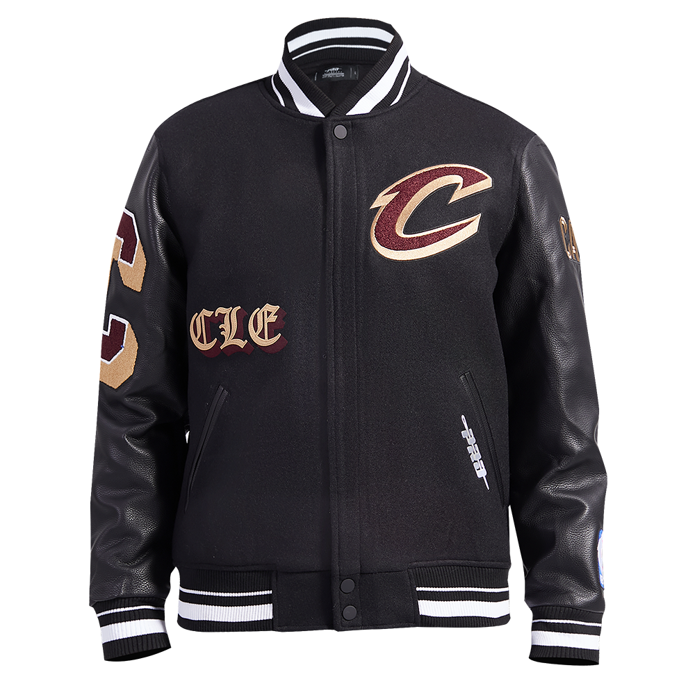 CHAMARRA UNIVERSITARIA NBA CLEVELAND CAVALIERS OLD ENGLISH
