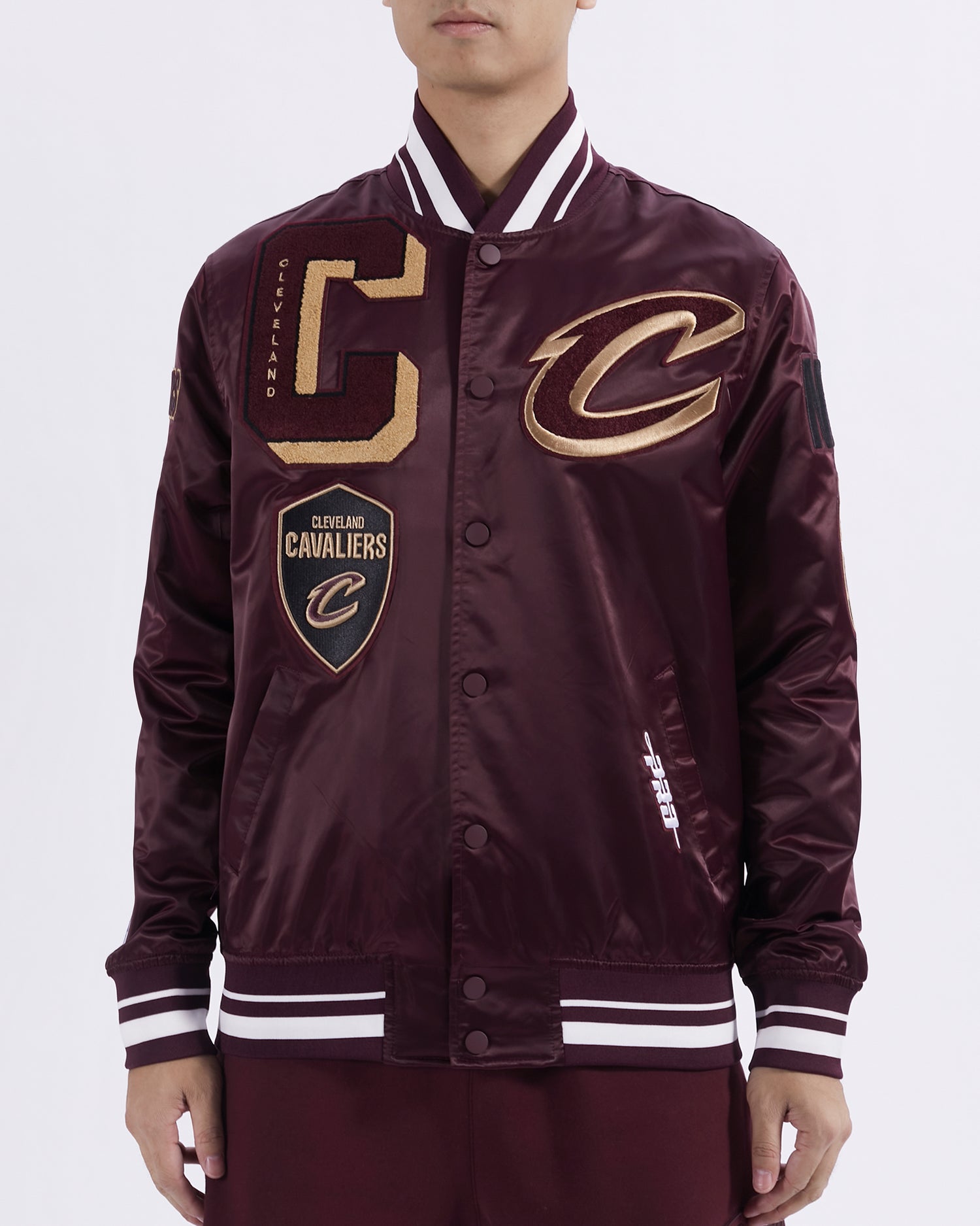 CHAMARRA DE SATÍN NBA CLEVELAND CAVALIERS MASH UP