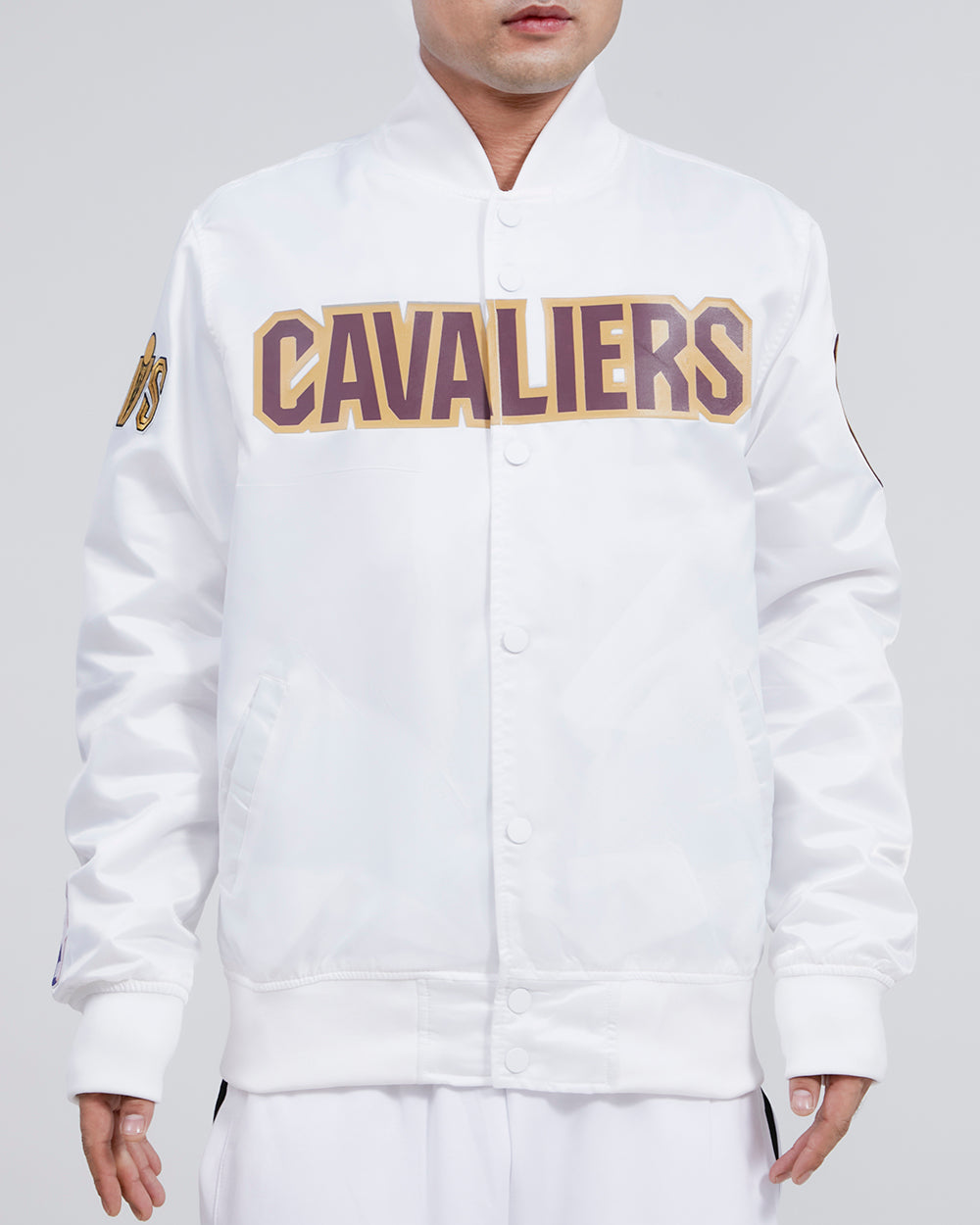 CHAMARRA DE SATÍN NBA CLEVELAND CAVALIERS CLASSIC SATIN
