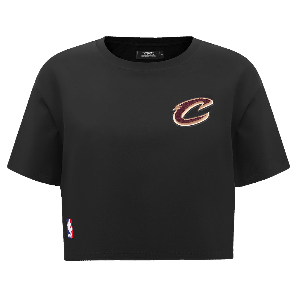 PLAYERA CROP NBA CLEVELAND CAVALIERS CLASSIC ESSENTIALS PARA MUJER