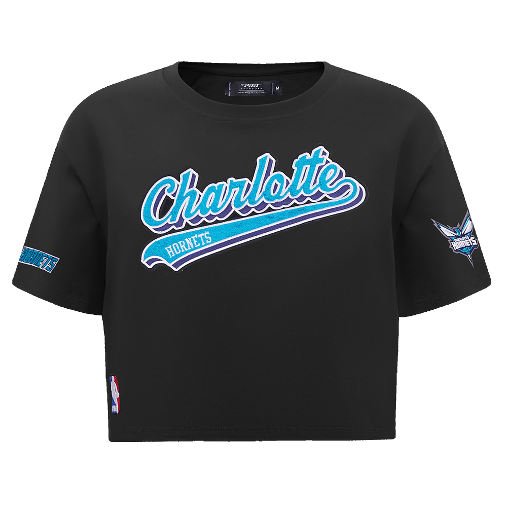 PLAYERA CROP NBA CHARLOTTE HORNETS SCRIPT TAIL PARA MUJER