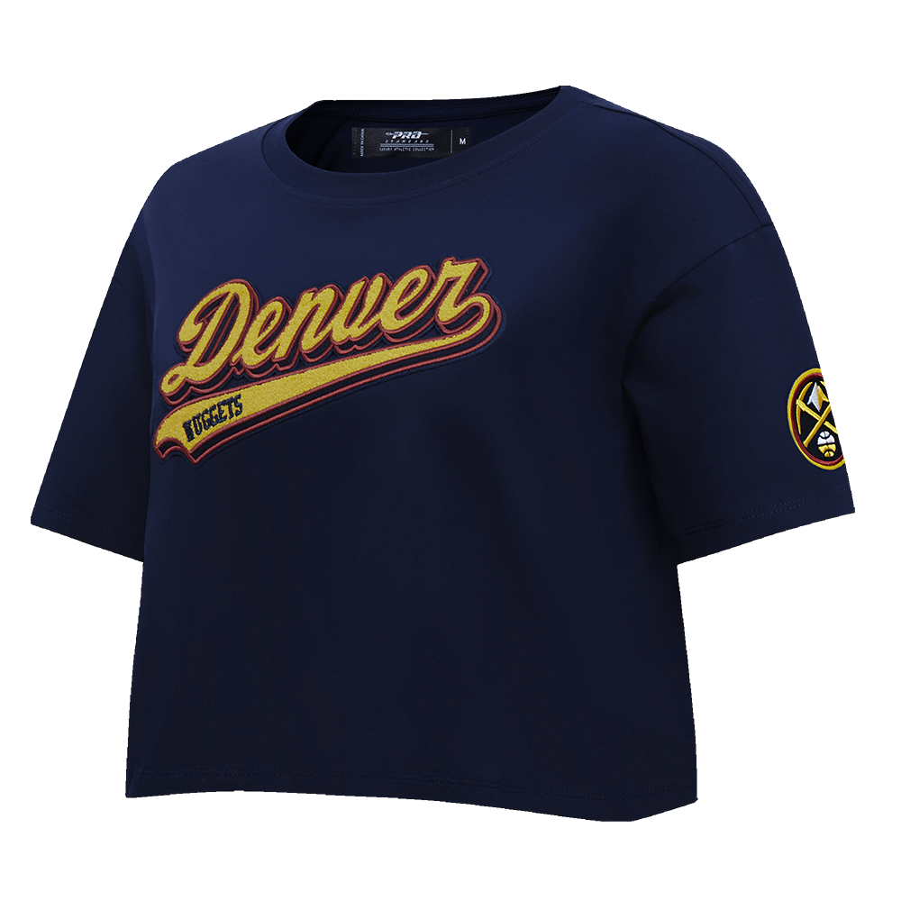 PLAYERA CROP NBA DENVER NUGGETS SCRIPT TAIL PARA MUJER