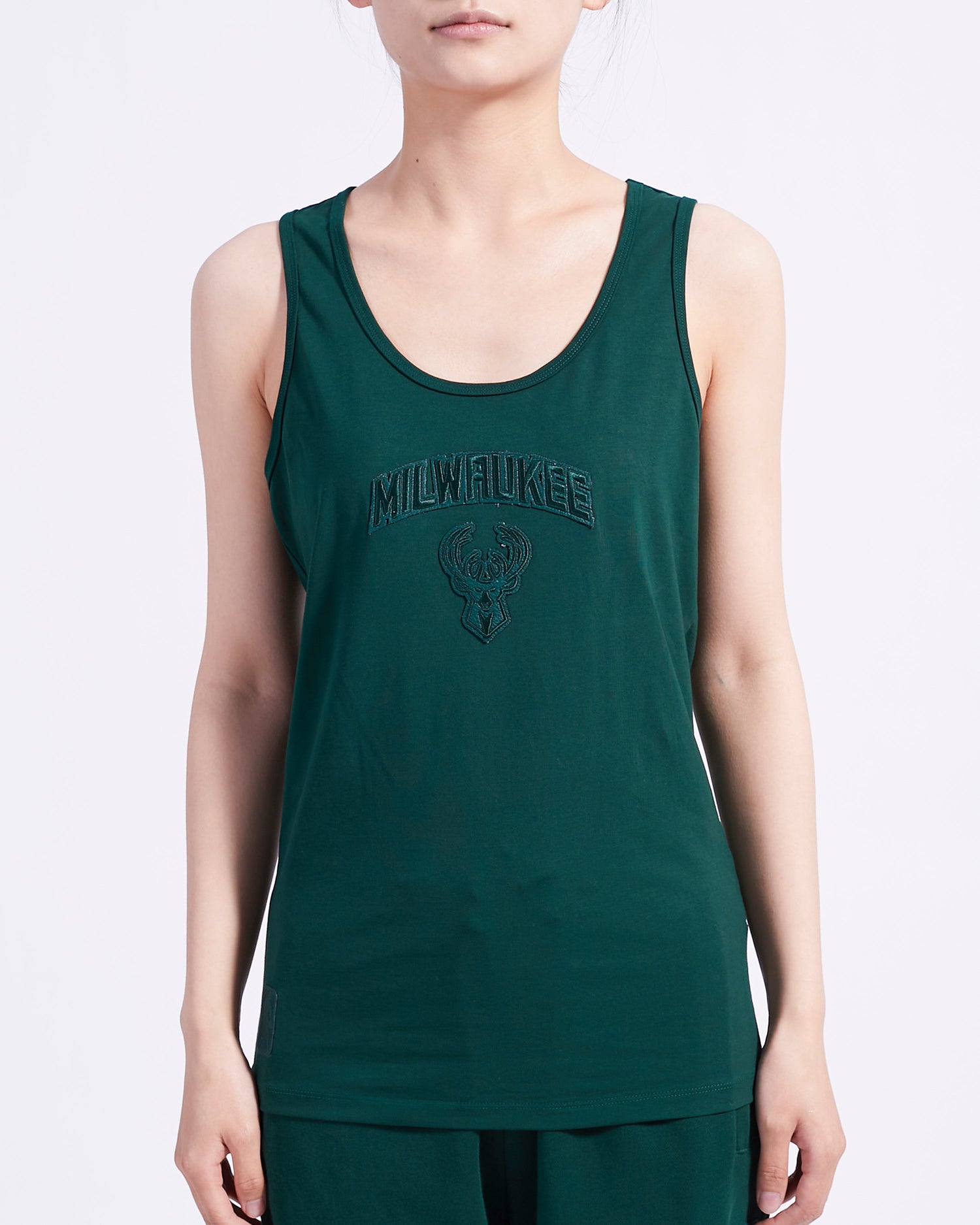 PLAYERA DE TIRANTES NBA MILWAUKEE BUCKS PARA MUJER