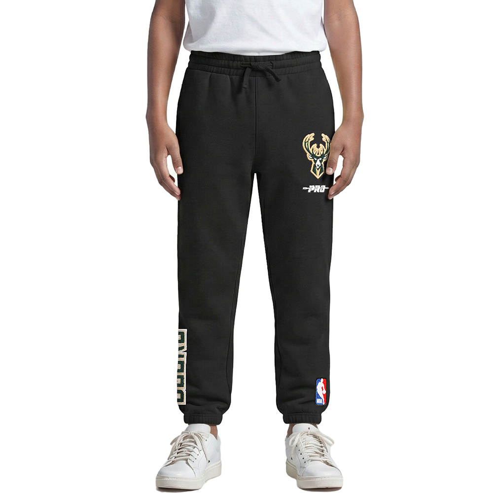 BMBB4515986-BLK-MODEL-1