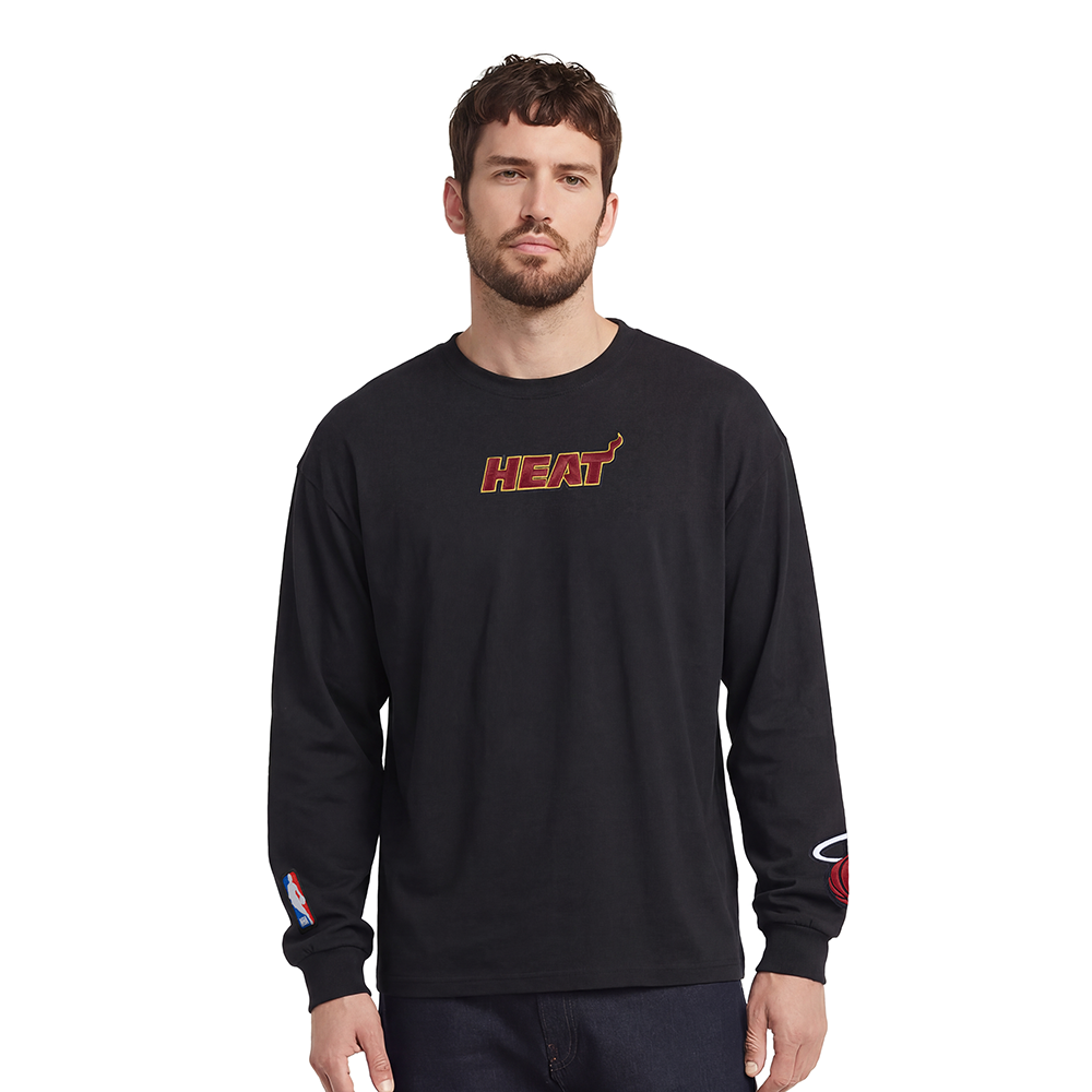 BMH2515807-BLK-MODEL-1