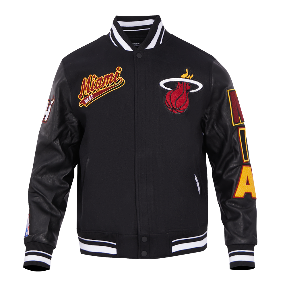 CHAMARRA UNIVERSITARIA NBA MIAMI HEAT SCRIPT TAIL