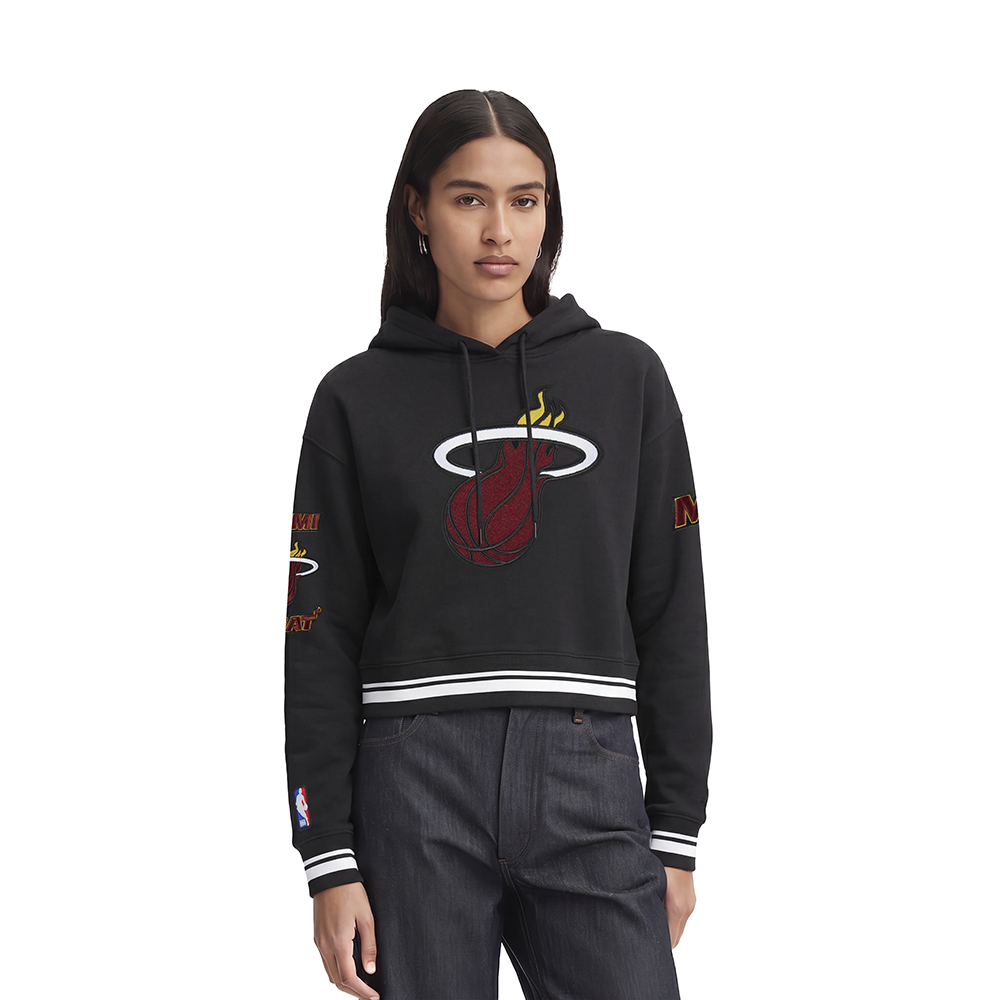 BMHC57965-BLK-MODEL-1