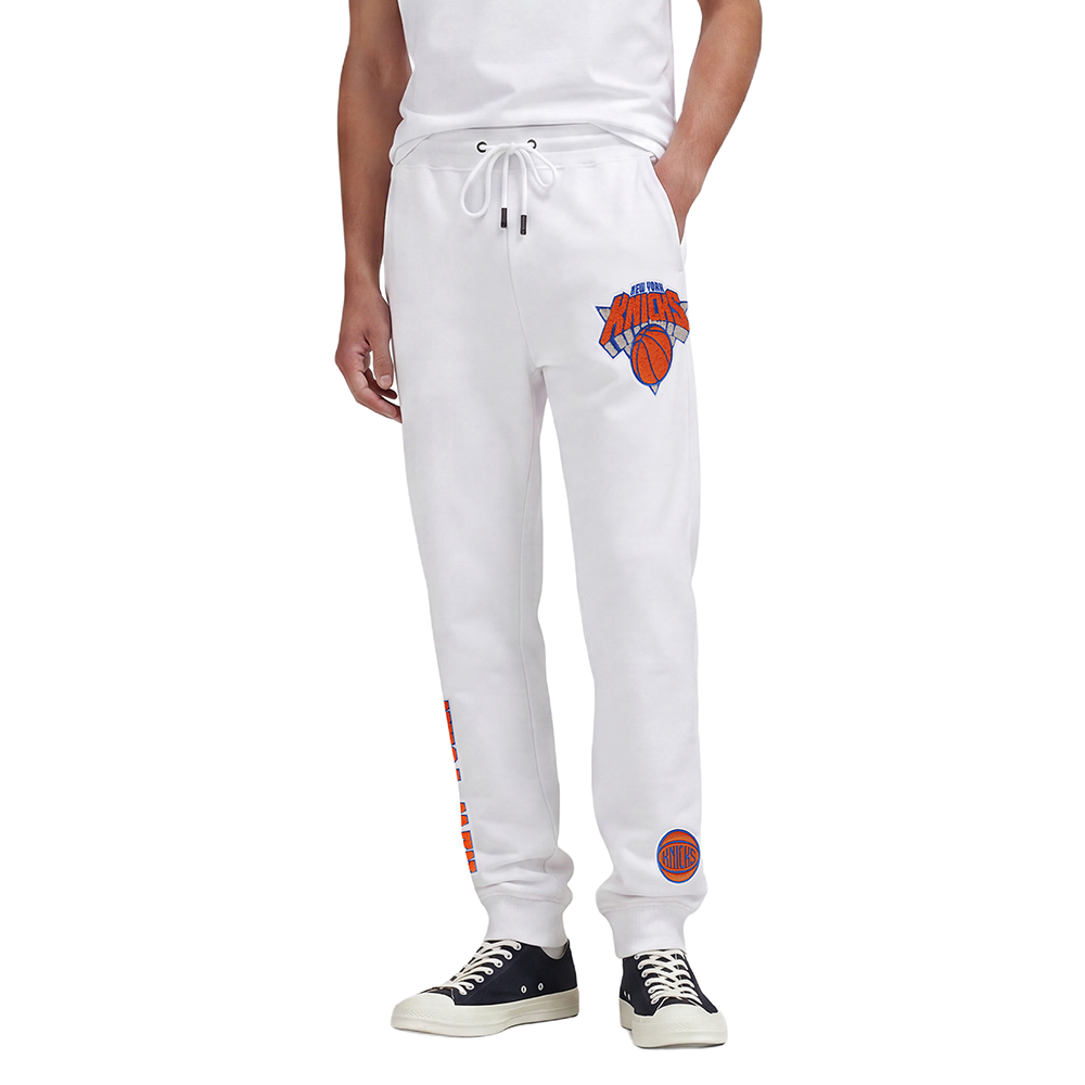 BNK451553-WHT-MODEL-1