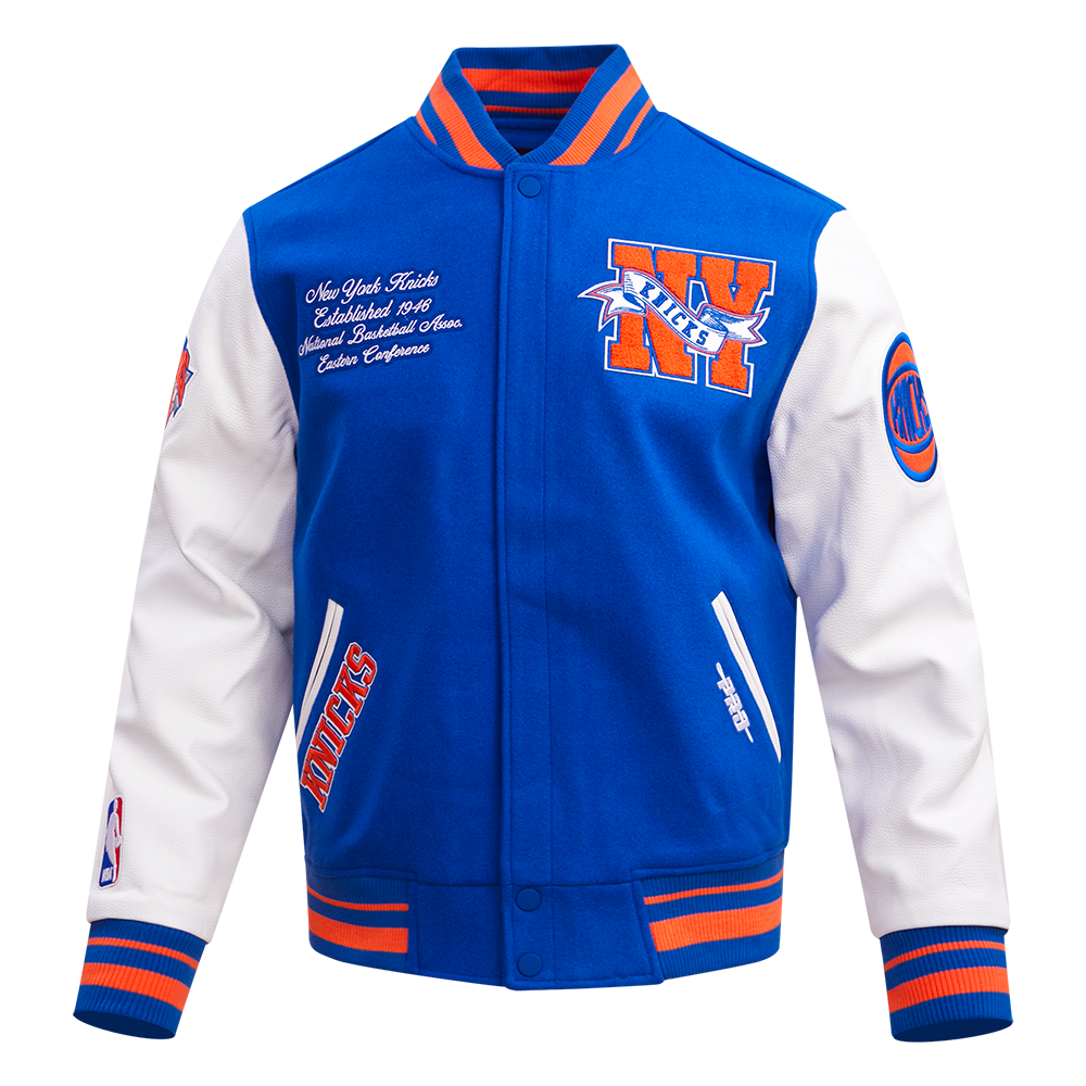 CHAMARRA UNIVERSITARIA NBA NEW YORK KNICKS TEAM PENNANTS