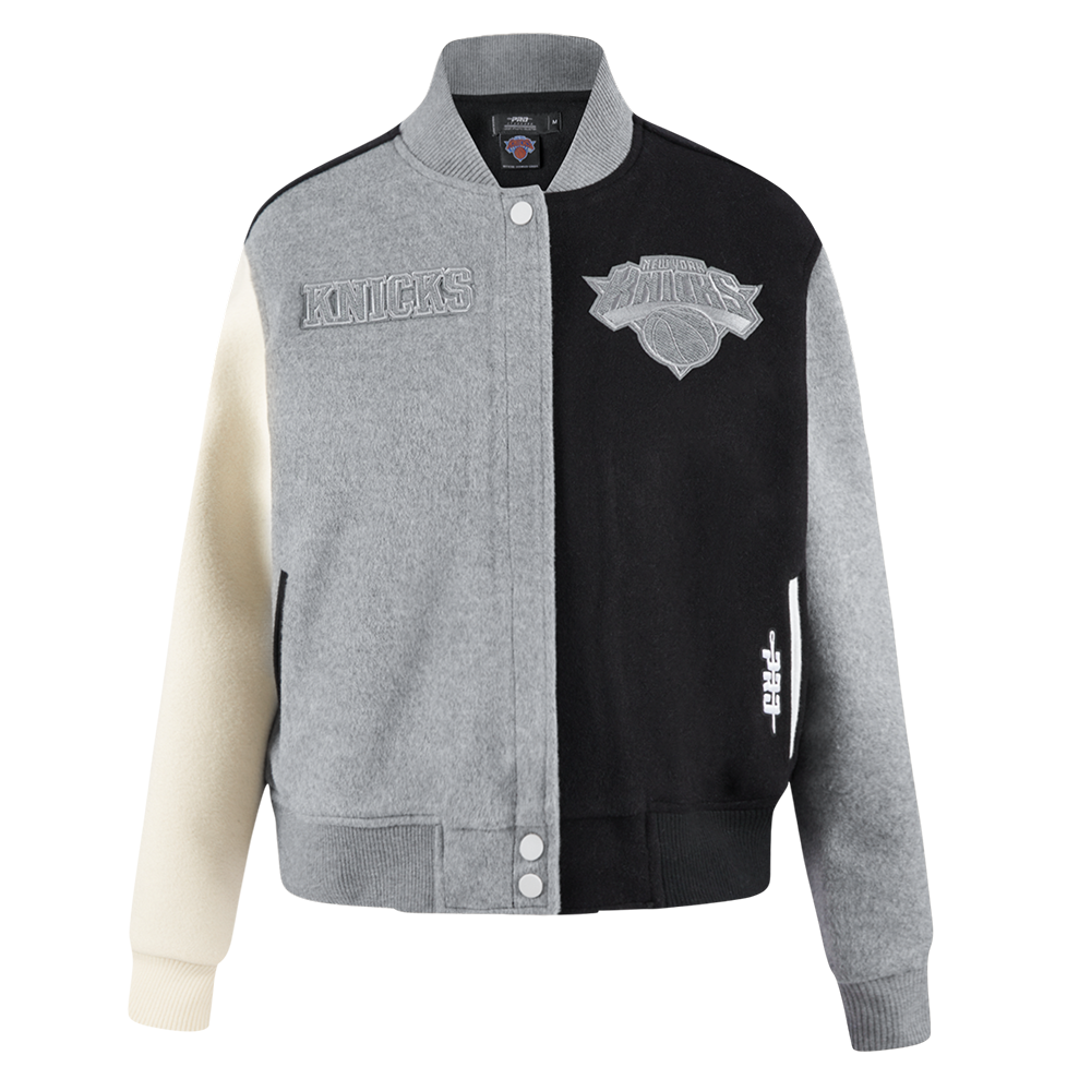 CHAMARRA UNIVERSITARIA NBA NEW YORK KNICKS REVERSE FRENCH TERRY PARA MUJER