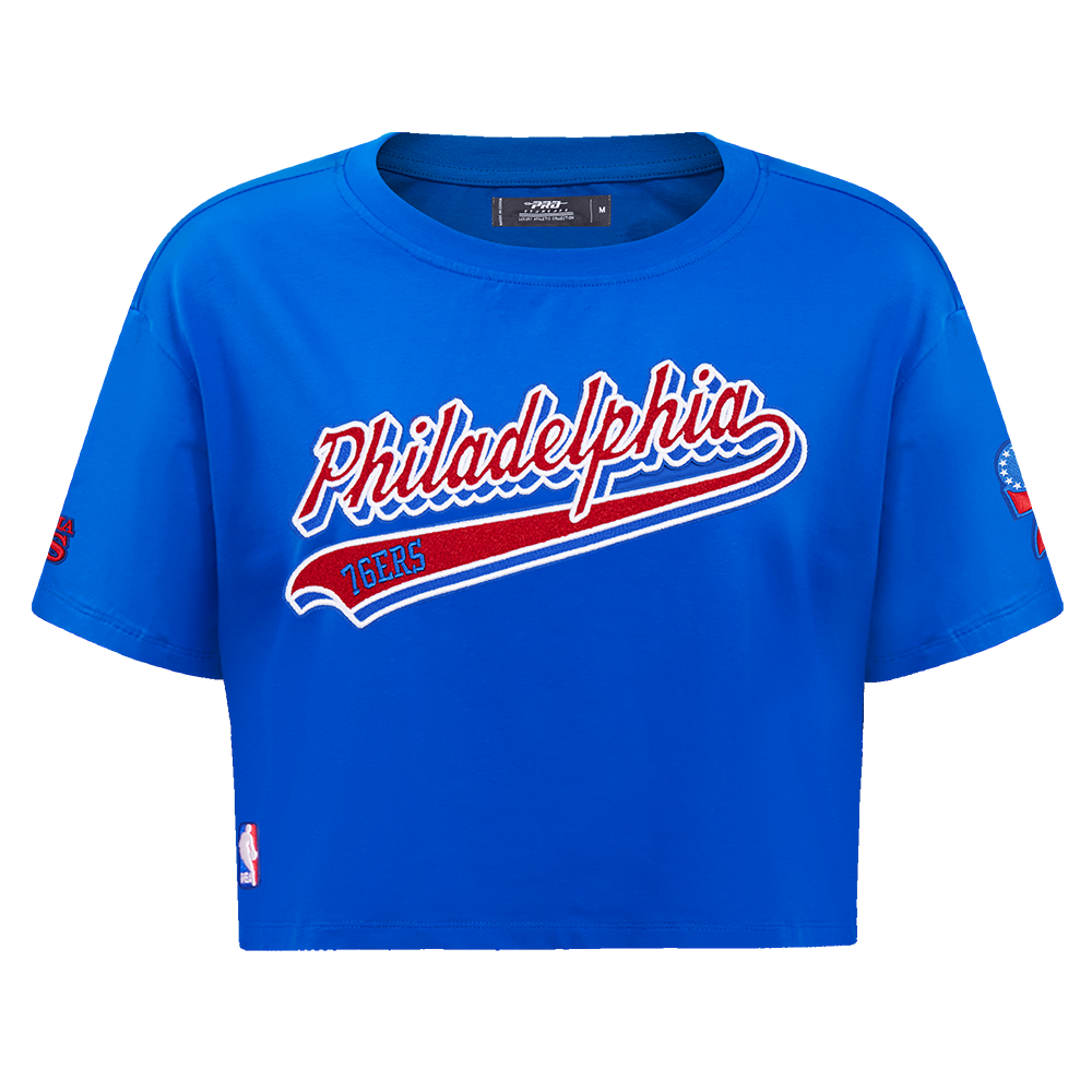 PLAYERA CROP NBA PHILADELPHIA 76ERS SCRIPT TAIL PARA MUJER