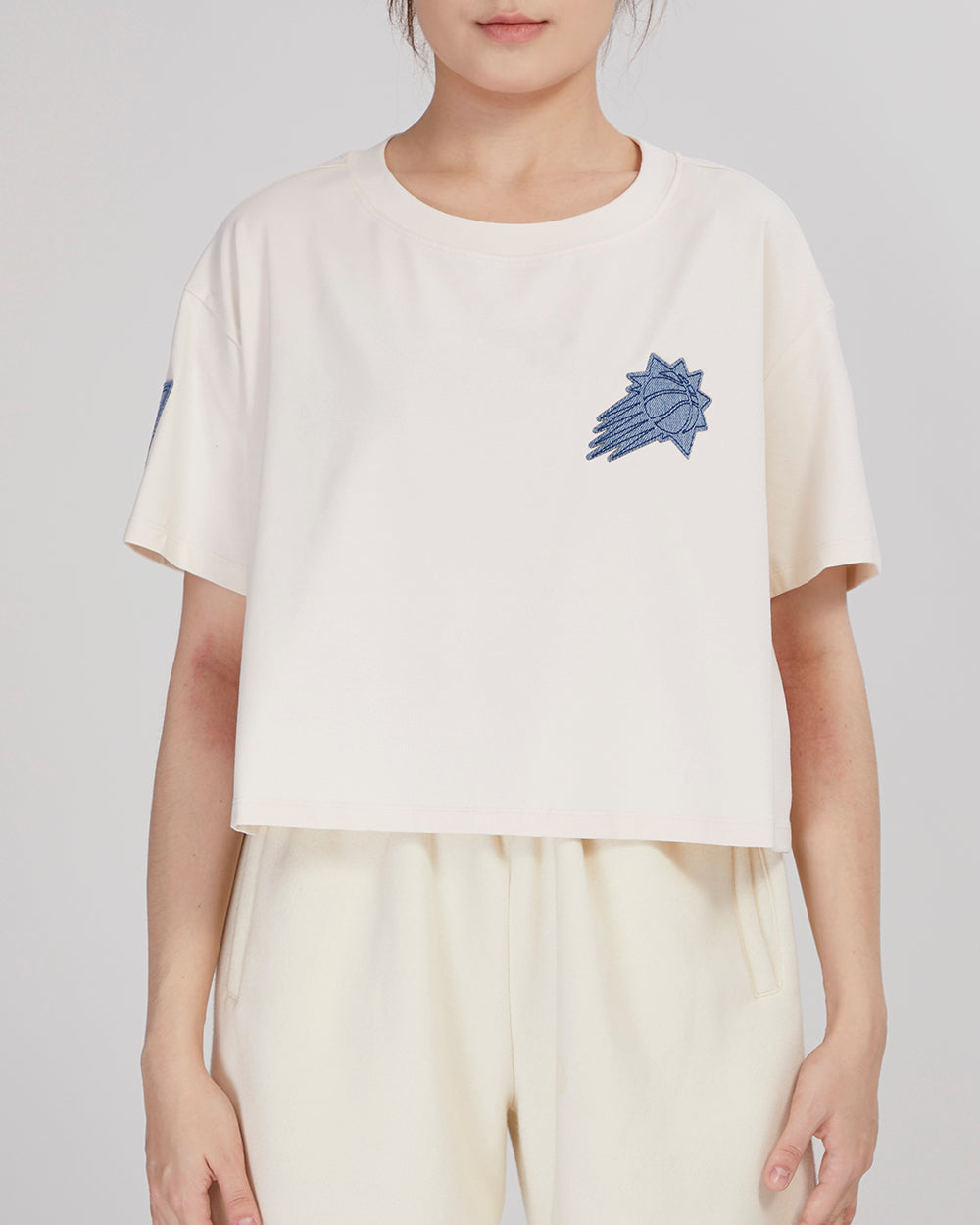 PLAYERA CROP NBA PHOENIX SUNS VARSITY BLUES PARA MUJER