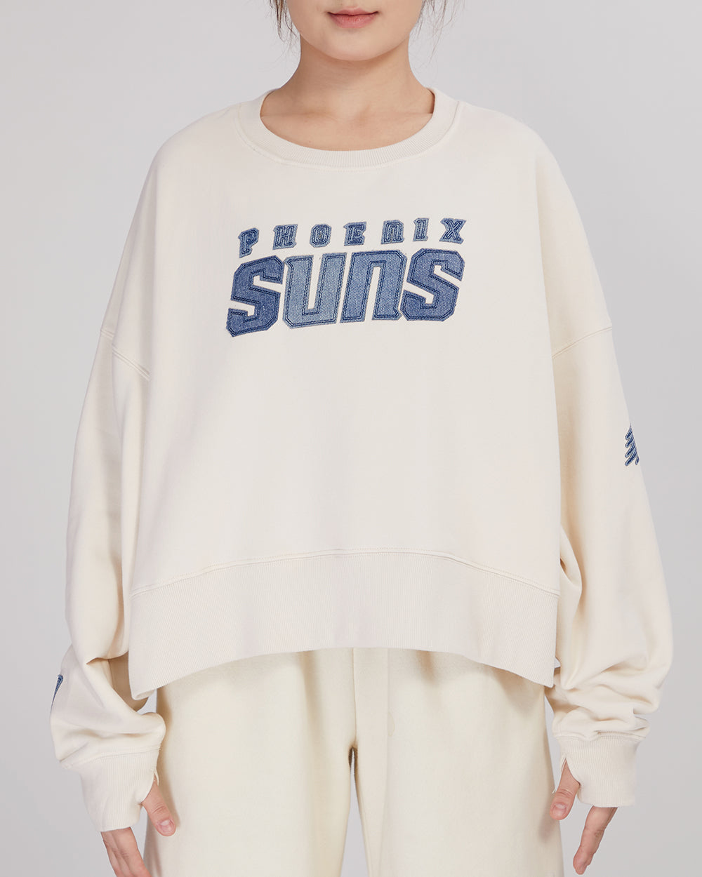 SUDADERA DE CUELLO REDONDO NBA PHOENIX SUNS VARSITY BLUES PARA MUJER