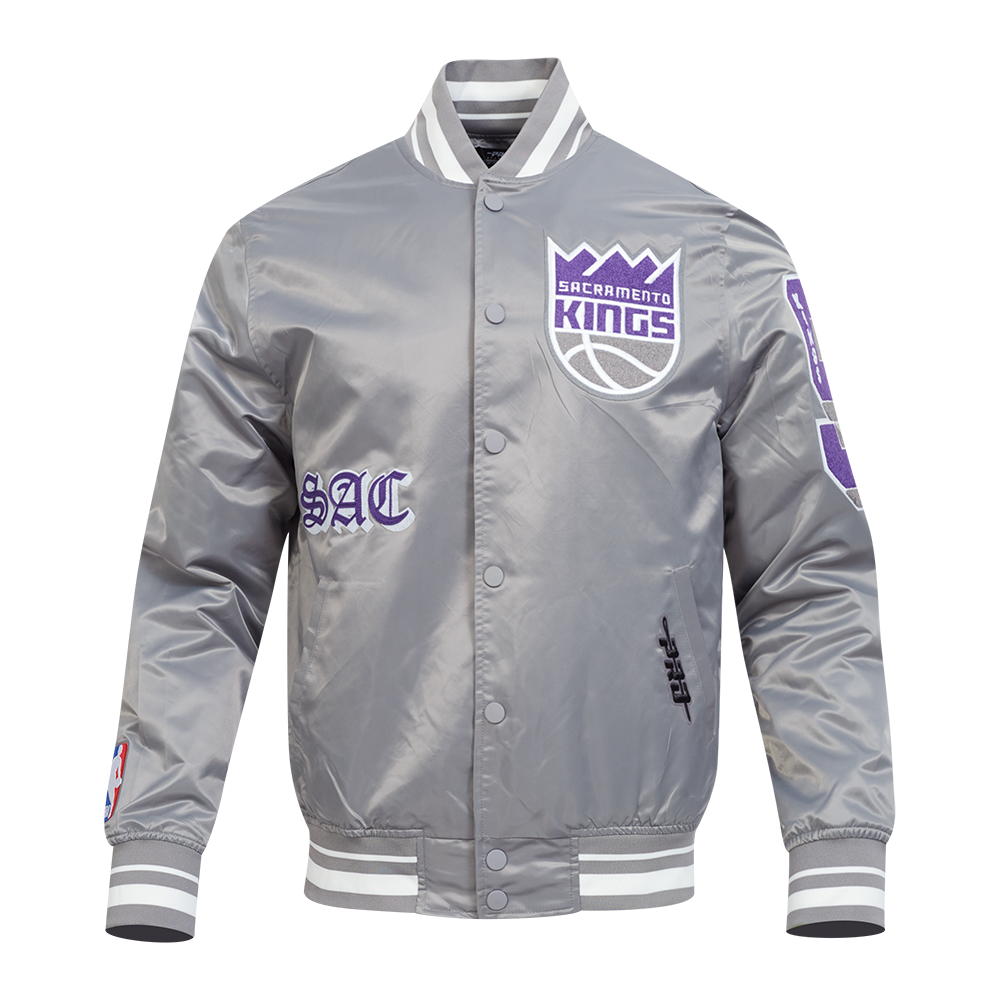 CHAMARRA DE SATÍN NBA SACRAMENTO KINGS OLD ENGLISH