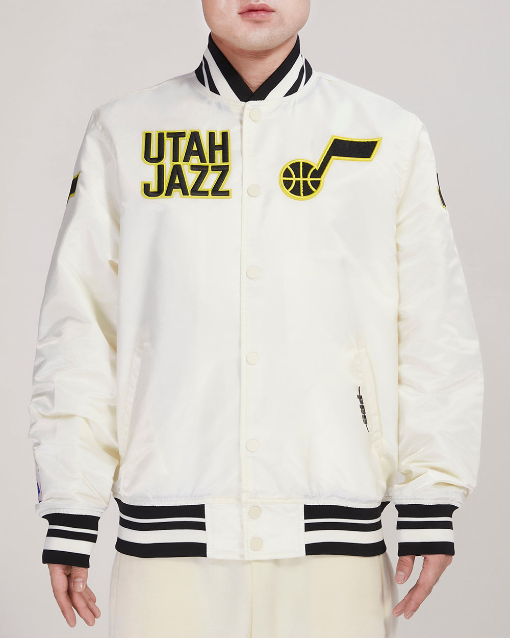 CHAMARRA DE SATÍN NBA UTAH JAZZ RETRO CLASSICS