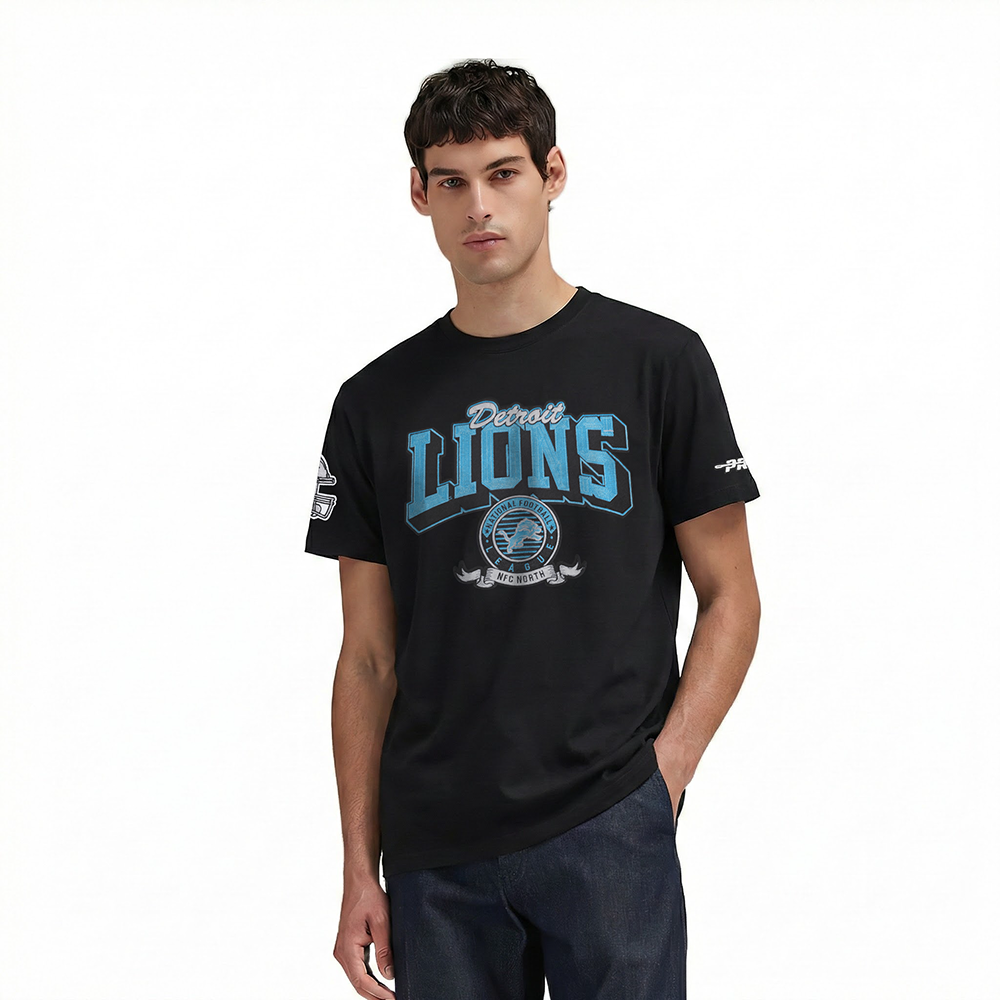 PLAYERA NFL DETROIT LIONS TEAM BADGE