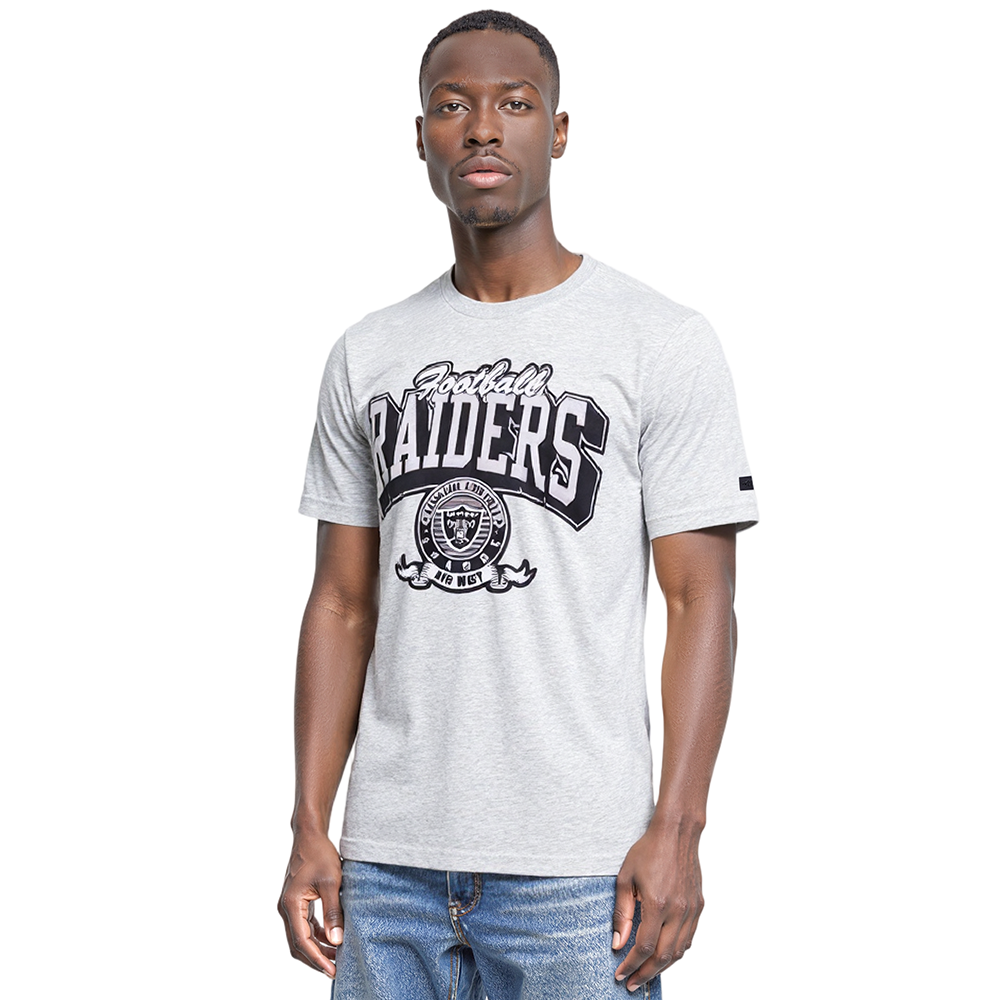 PLAYERA NFL LAS VEGAS RAIDERS TEAM BADGE
