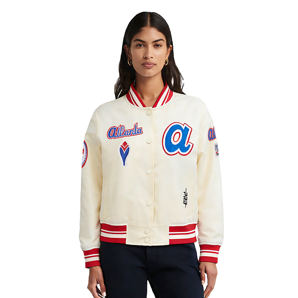 CHAMARRA DE SATÉN MLB ATLANTA BRAVES RETRO CLASSICS PARA MUJER