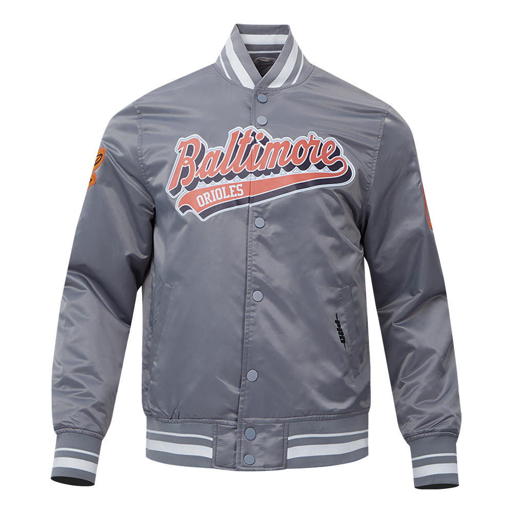 CHAMARRA DE SATÉN MLB BALTIMORE ORIOLES SCRIPT TAIL