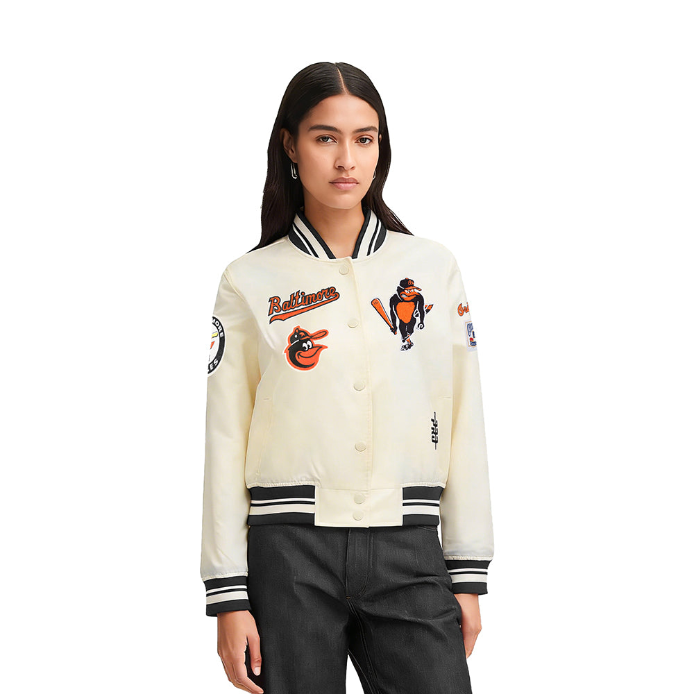 CHAMARRA DE SATIN MLB BALTIMORE ORIOLES RETRO CLASSICS PARA MUJER
