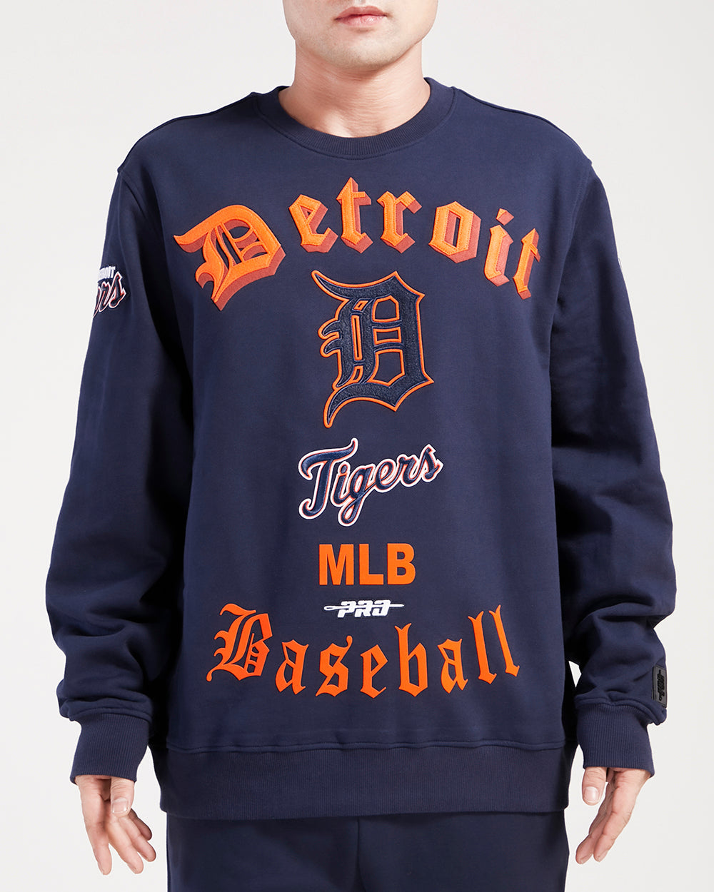 SUDADERA DE CUELLO REDONDO MLB DETROIT TIGERS OLD ENGLISH