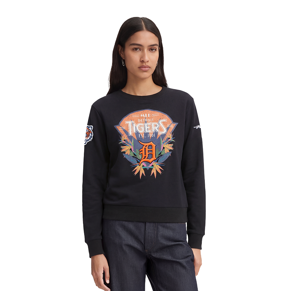 LDTC315752-BLK-MODEL-1