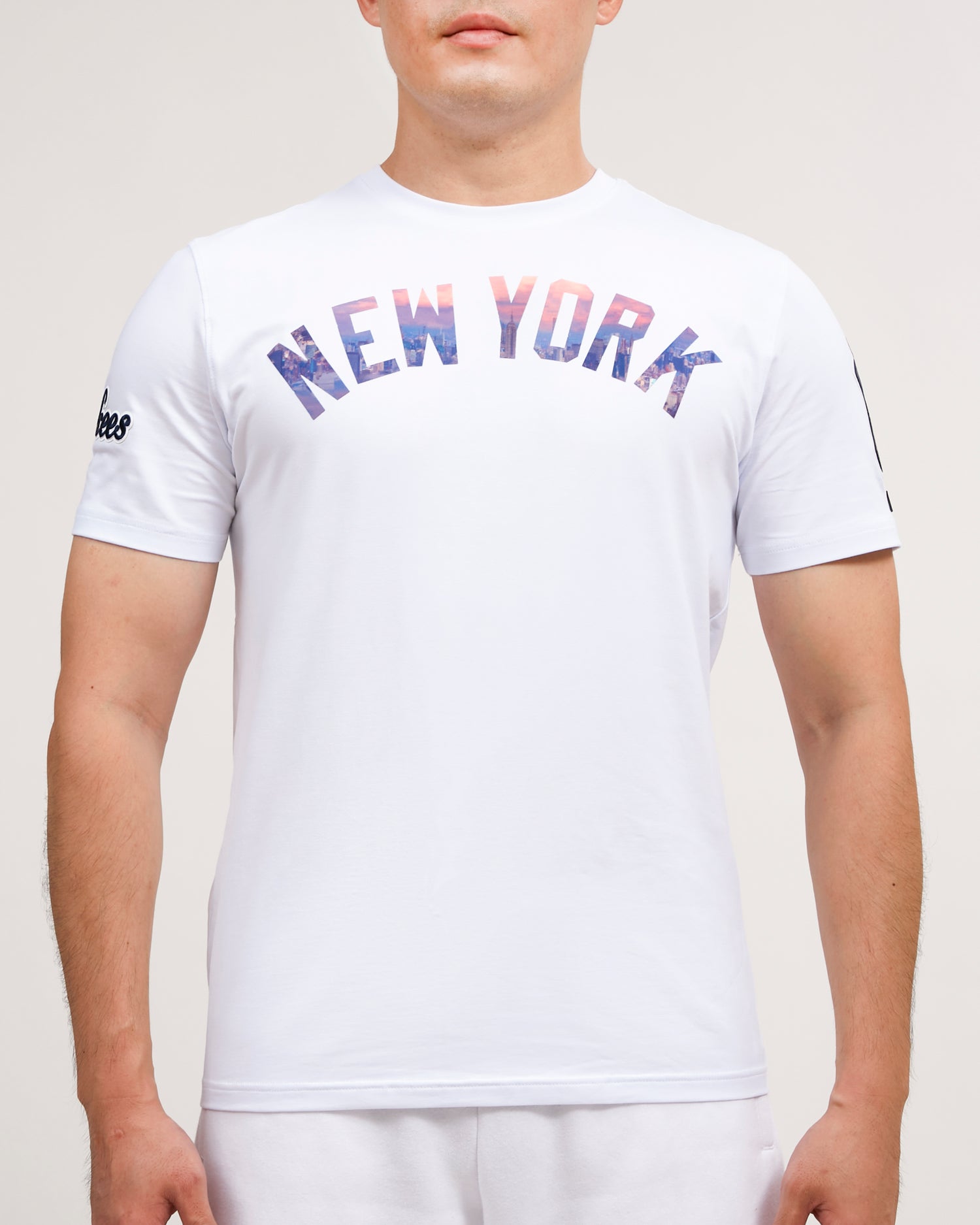 MANGA CORTA MLB NEW YORK YANKEES CITY SCAPE