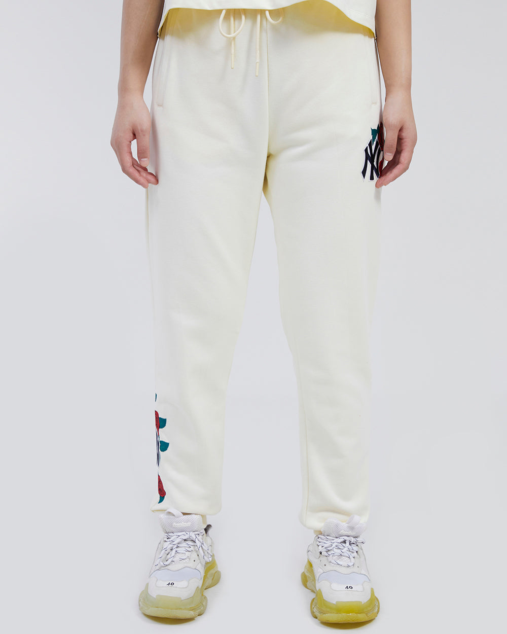 JOGGERS MLB NEW YORK YANKEES ROSES PARA MUJER