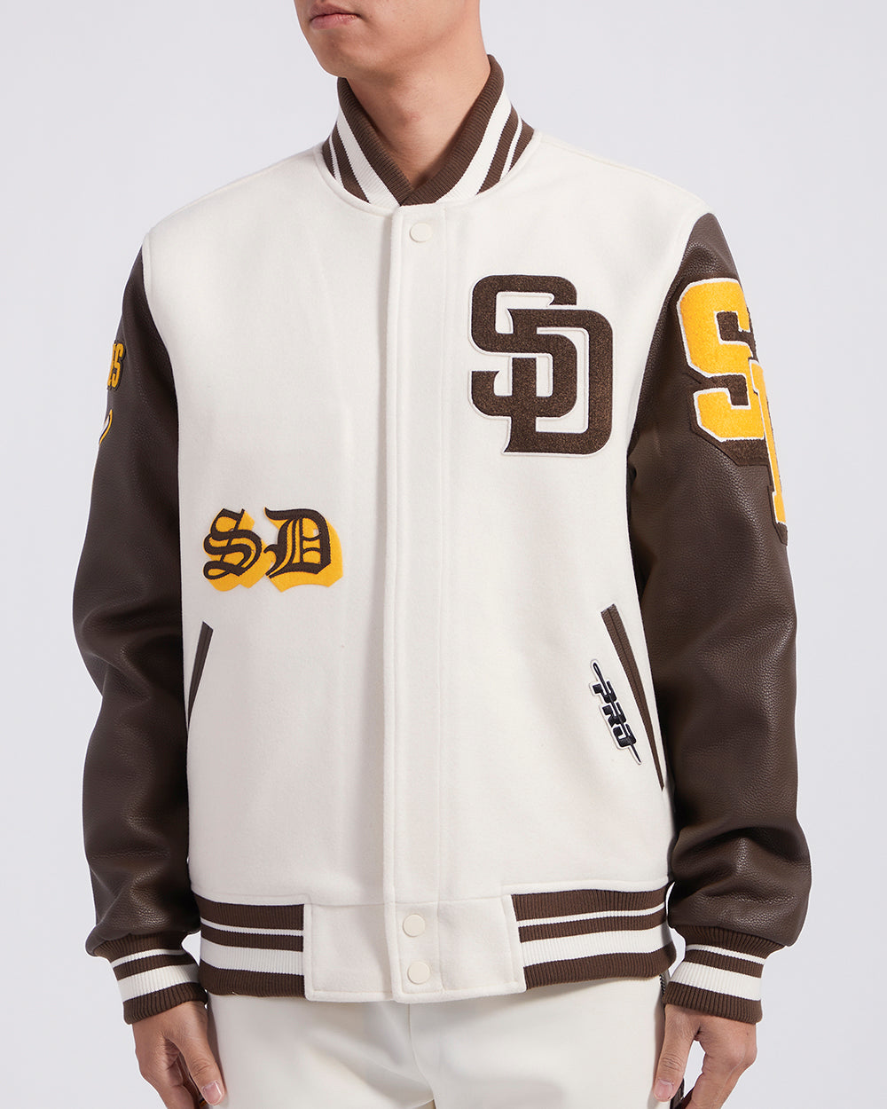 CHAMARRA UNIVERSITARIA MLB SAN DIEGO PADRES OLD ENGLISH