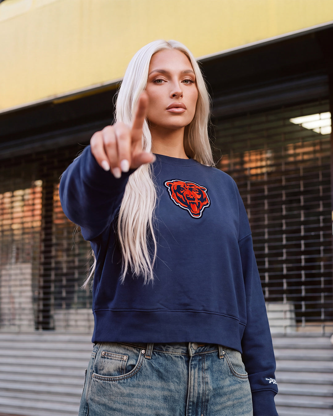 SUDADERA DE CUELLO REDONDO NFL CHICAGO BEARS PLAYBACK PARA MUJER