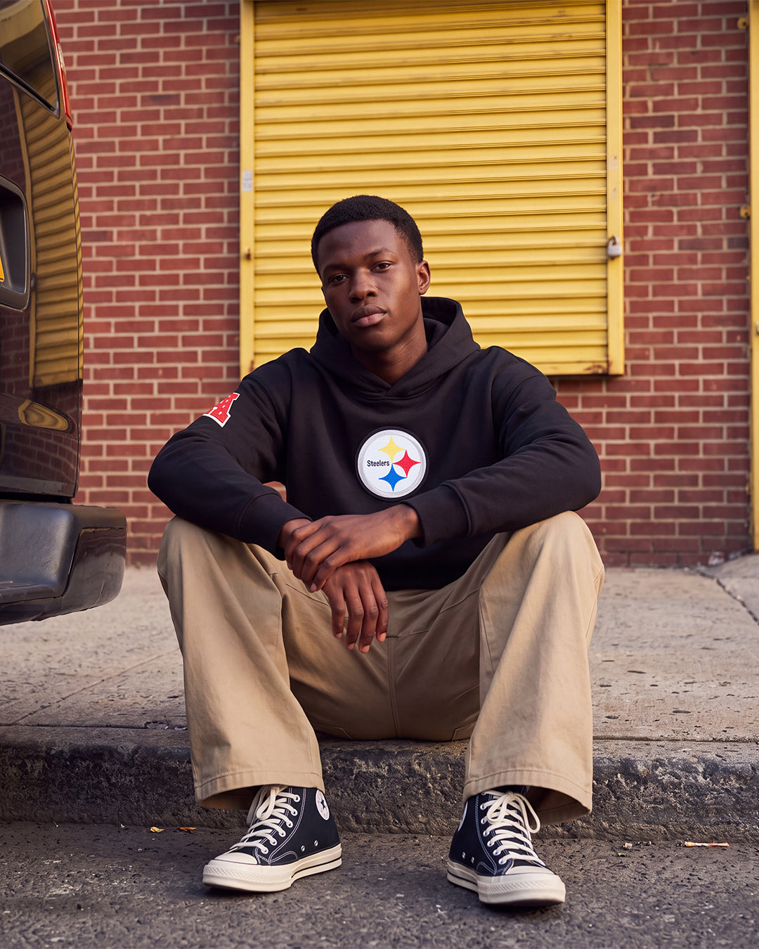 SUDADERA CON GORRO NFL PITTSBURGH STEELERS PLAYBACK